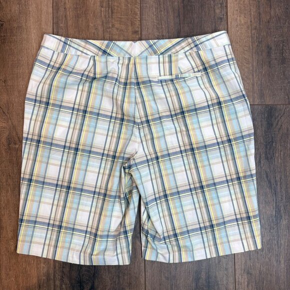 Izod Ladies Performx Plaid Golf Shorts Size 16 Blue Chino Stretch Athletic - Picture 4 of 7